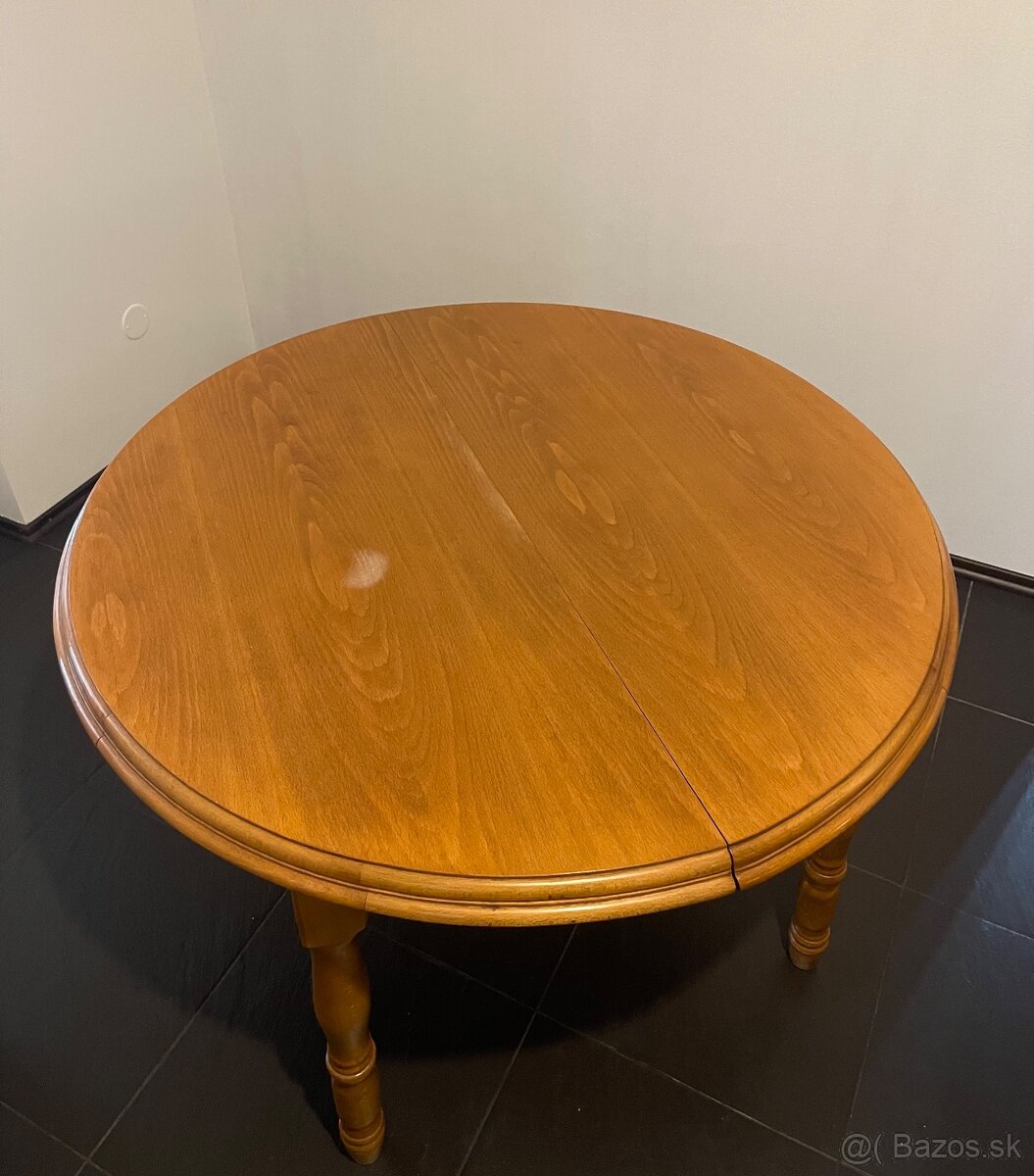 Jedálenský stol - 3