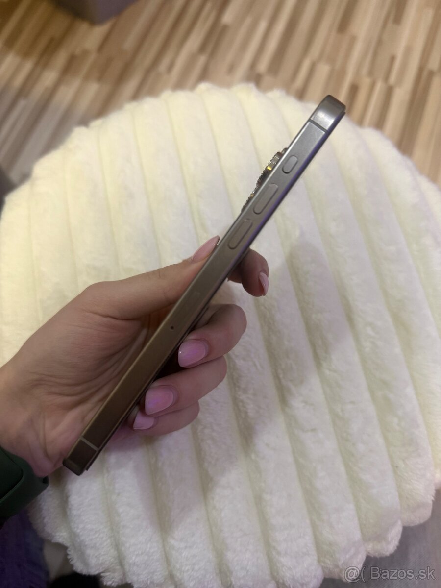 iPhone 15 pro max - 3