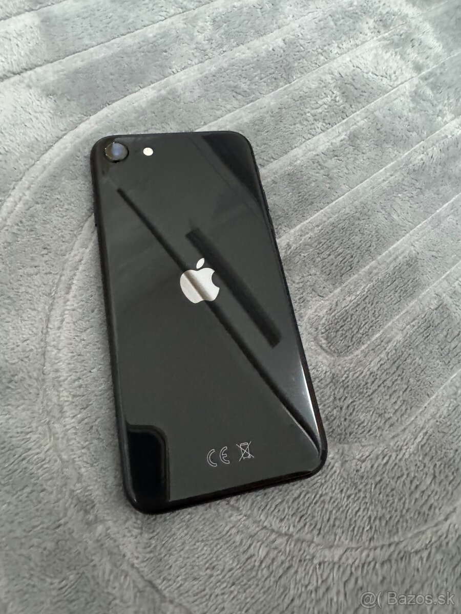 Apple iPhone SE 2020 256Gb - 3