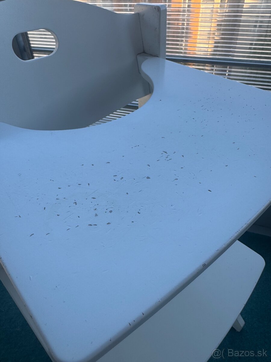 Detská rastúca stolička z masívu - 3