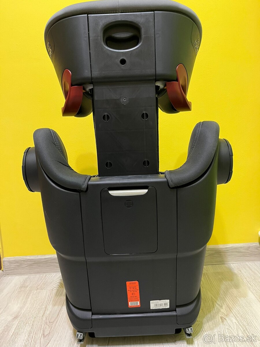 Autosedačka Kidfix III M Cosmos - 3