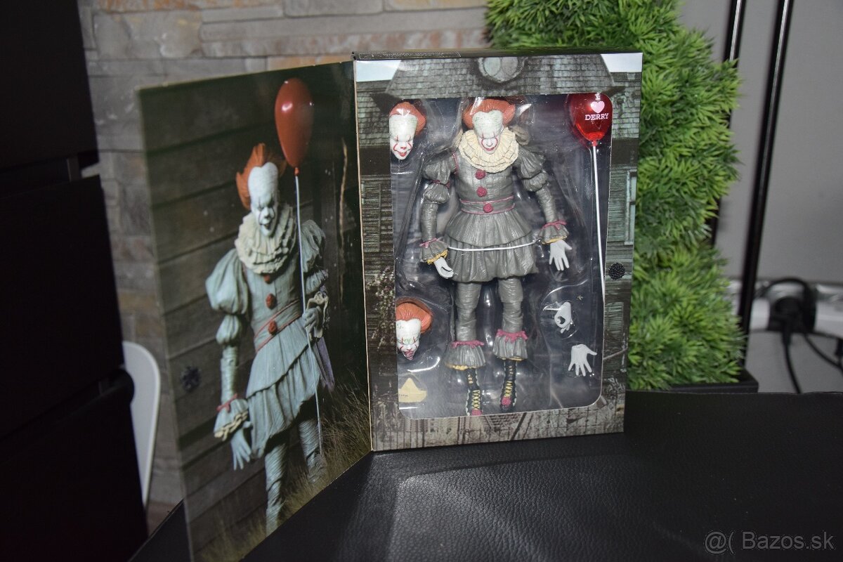 Figurka IT - 3