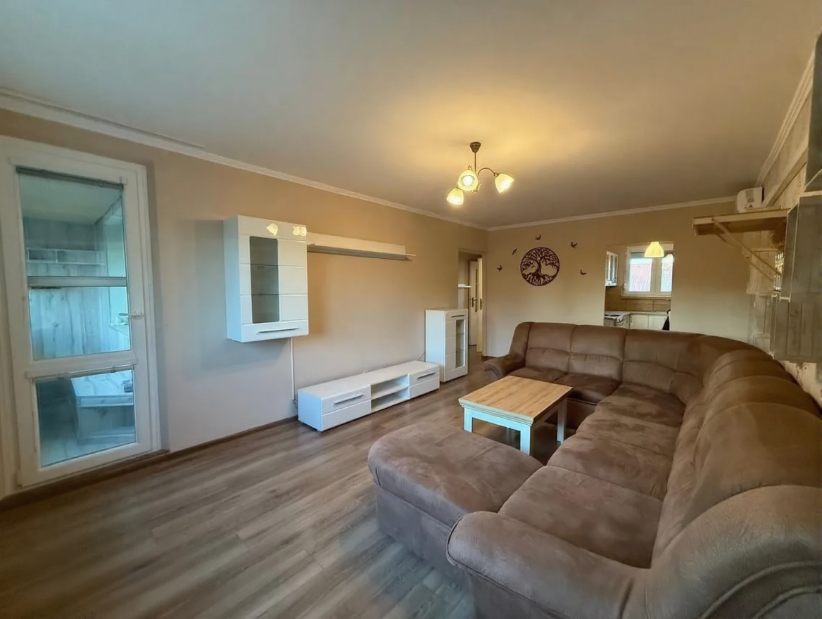 Na prenájom 3-i zariadený zrekonštruovaný byt s loggiou - 3