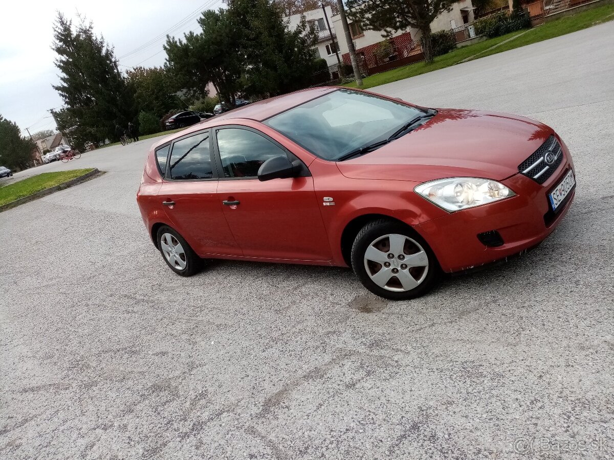 Kia ceed 1.4 77kw benzyn - 3