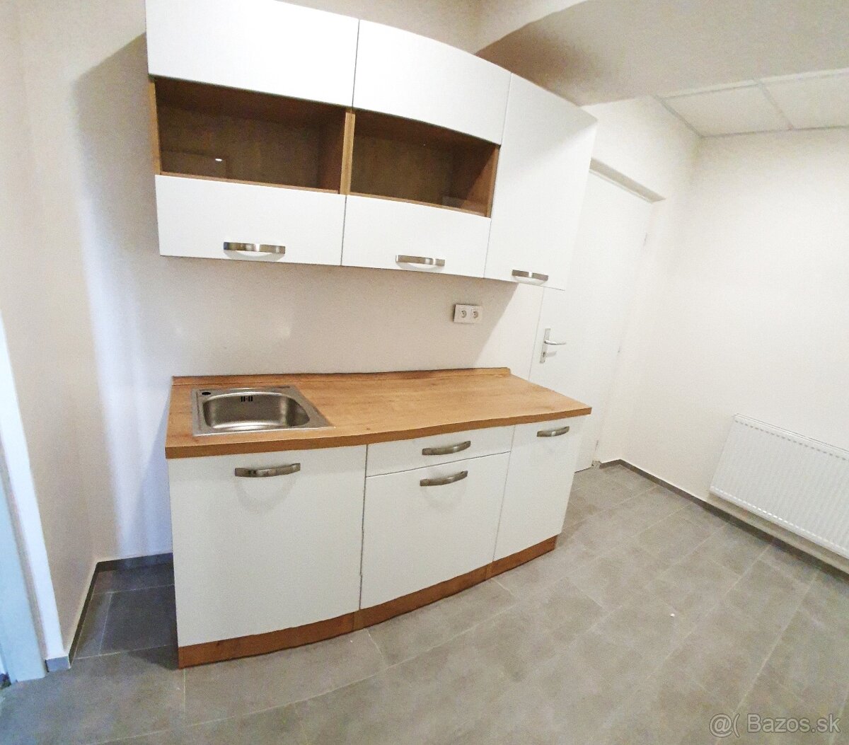 NEBYTOVÝ PRIESTOR Bellova 1756 - 3