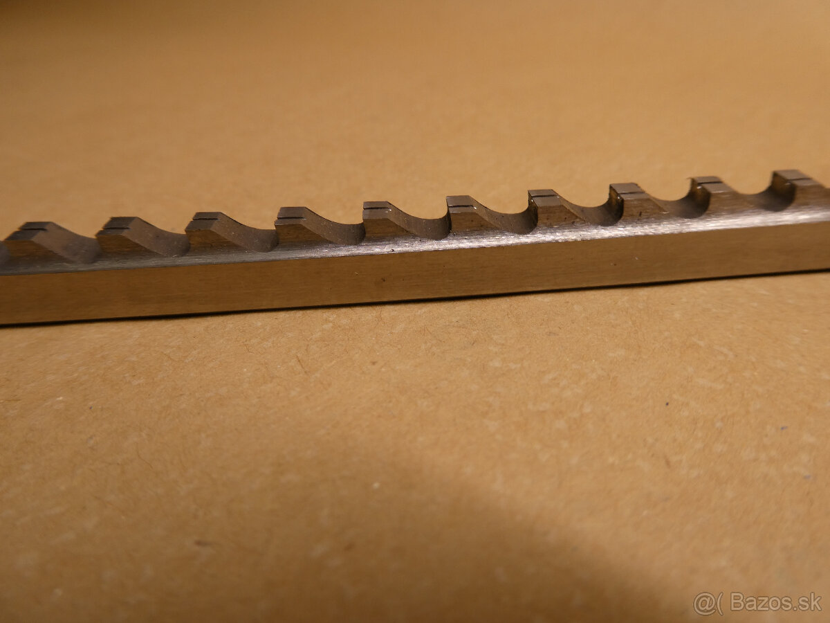 Predám preťahovacie trny - 3