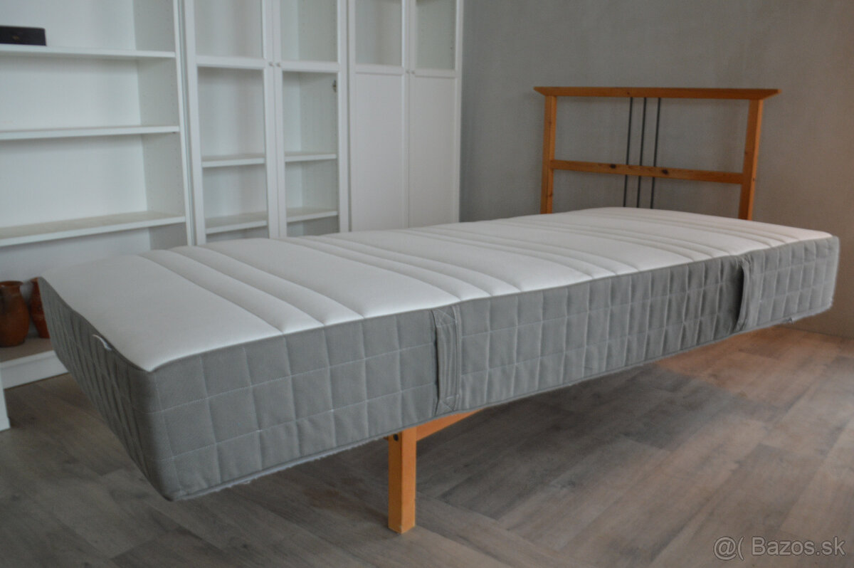 Drevená posteľ - 3