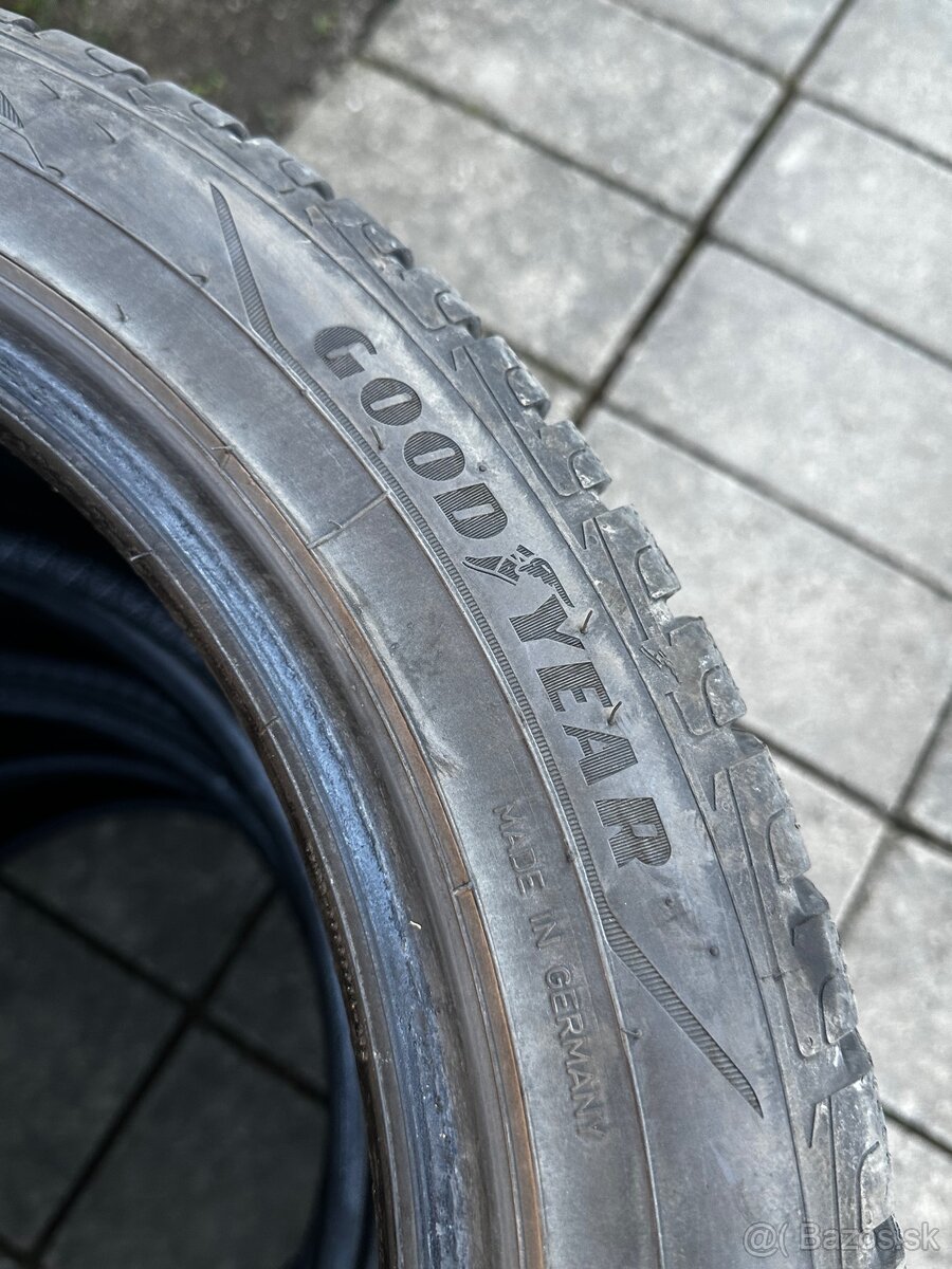 ZIMNÁ SADA 245/45 R18 GOODYEAR ULTRAGRIP PERFORMANCE + 6mm+ - 3