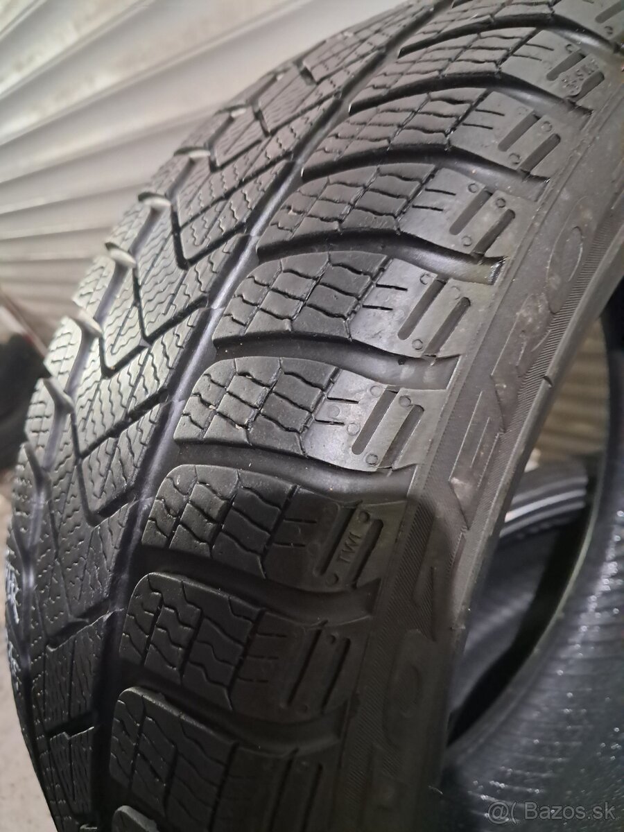 Pirelli zimné 215/40/R17 - 3