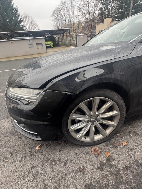 Predam Audi A7 6/2017, 235kw, 206tis km , po nehode - 3