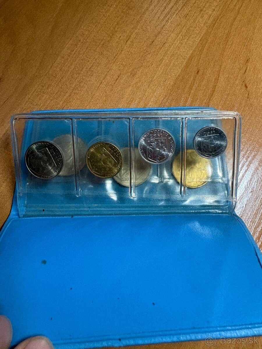 1982 sada mincí v modrom obale, darčekové balenie PVC - 3