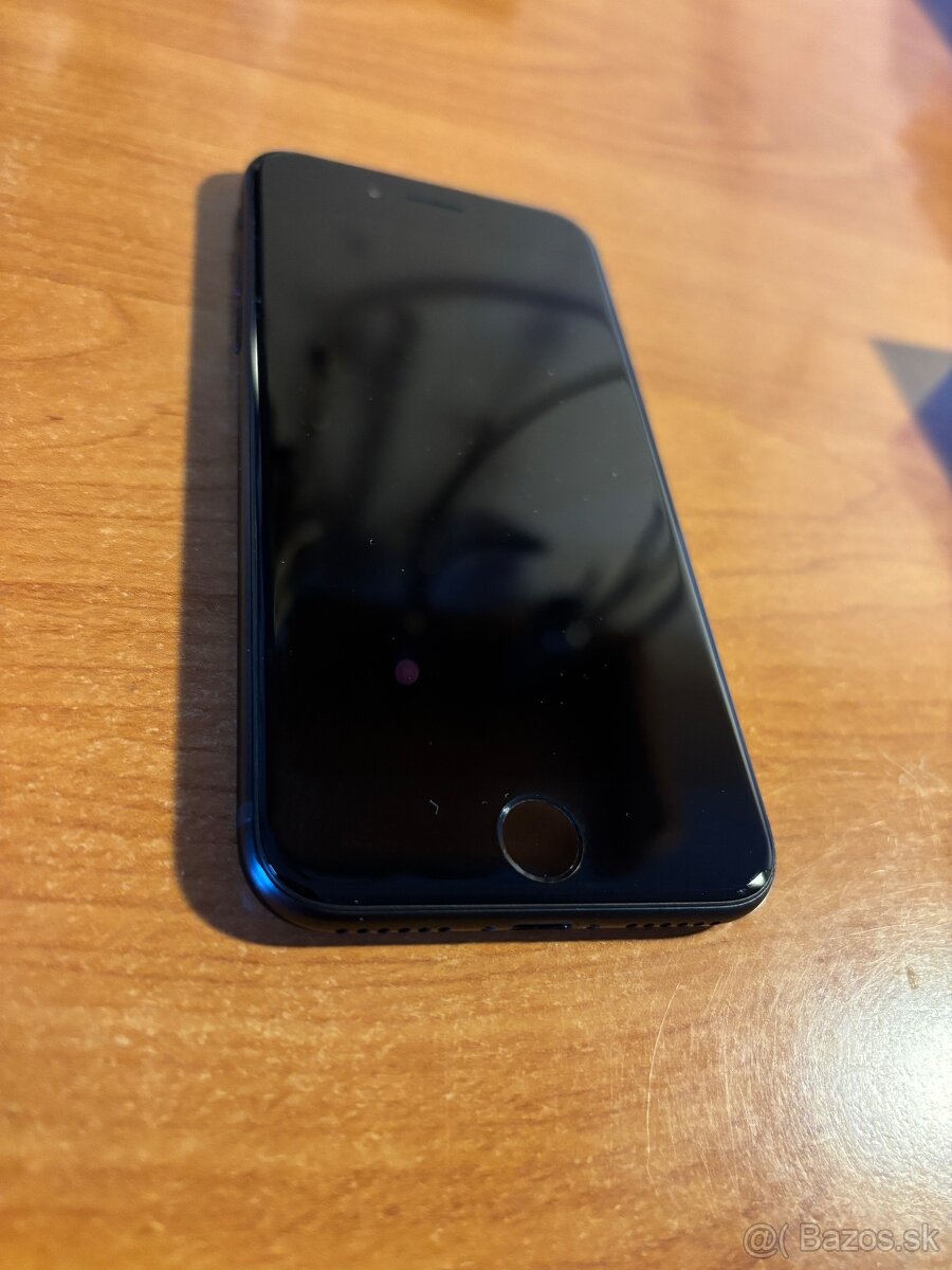 iPhone SE 2022 128gb - 3