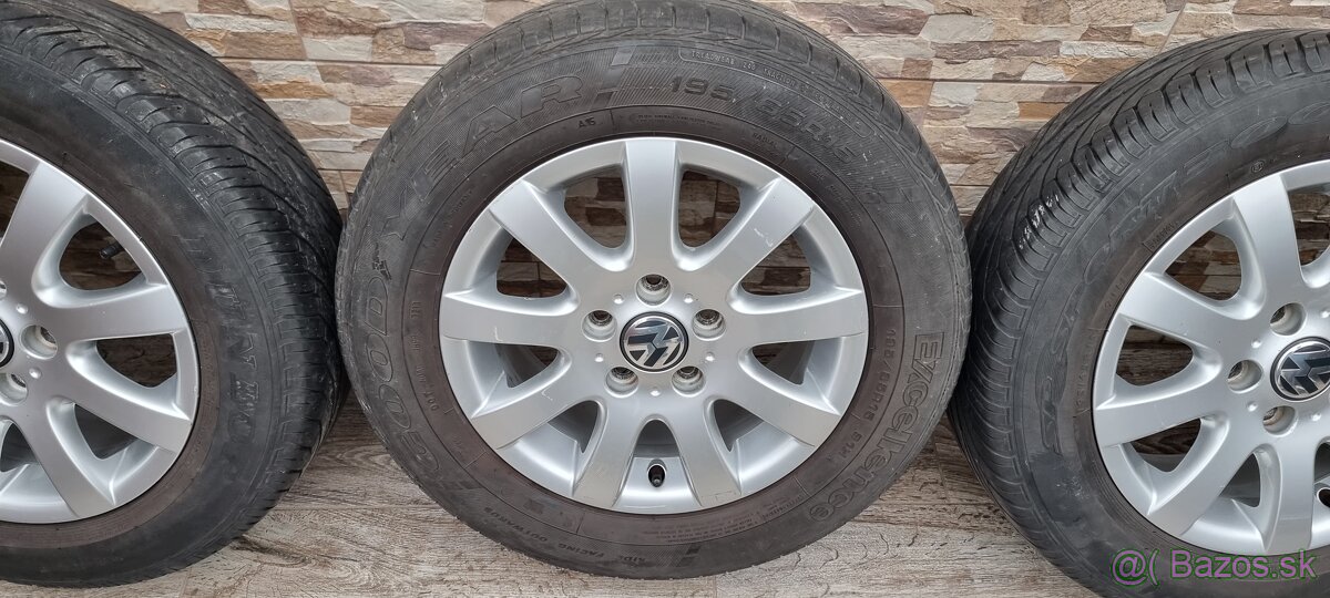 Predám originálne hliníkové disky VW r15 5x112 et50 6,5J - 3