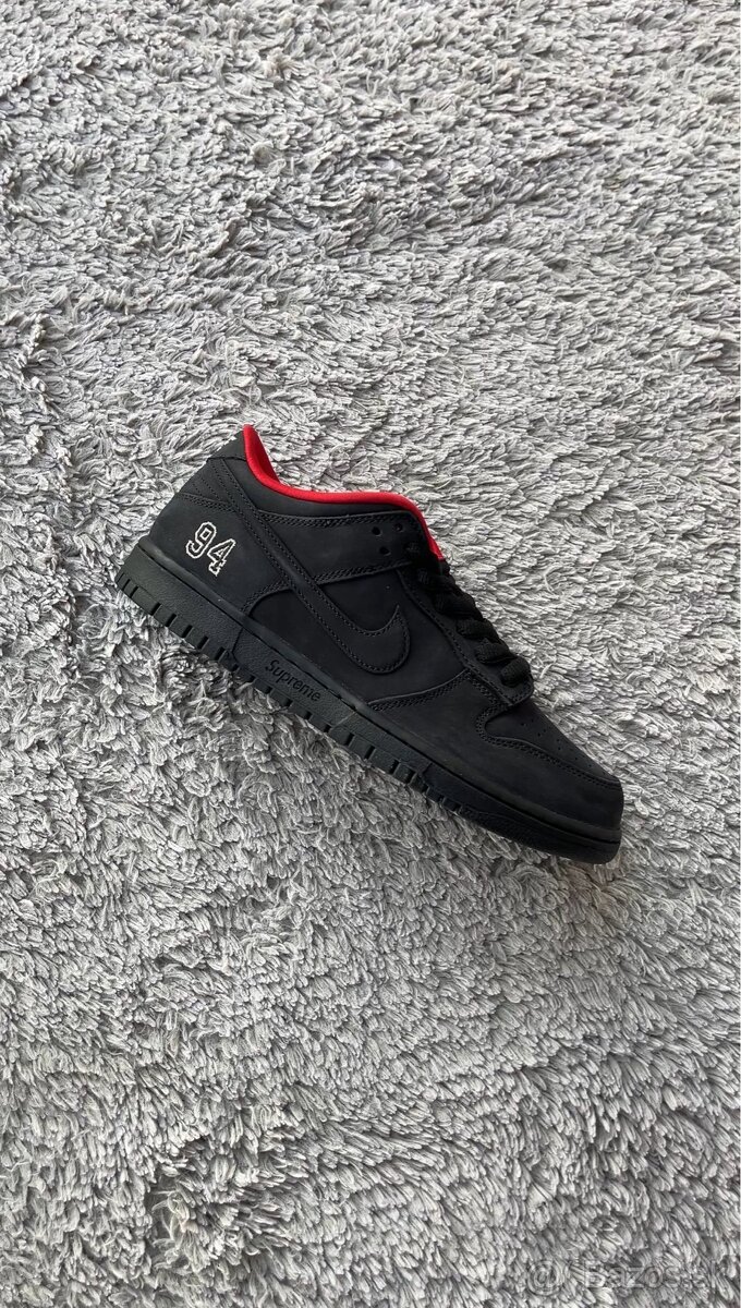 Nike SB Dunk Low Supreme 94 Black - 3