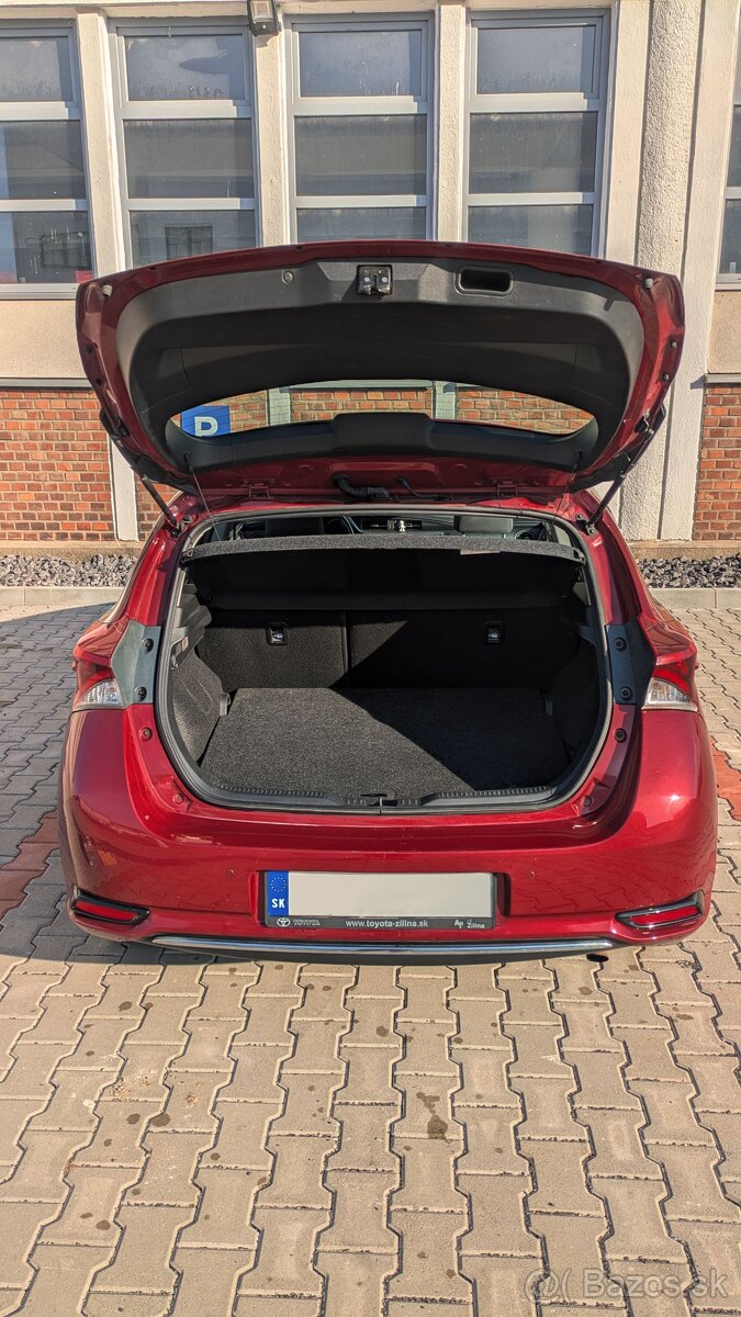 Toyota Auris 2018 1,6i 123000 km - 3