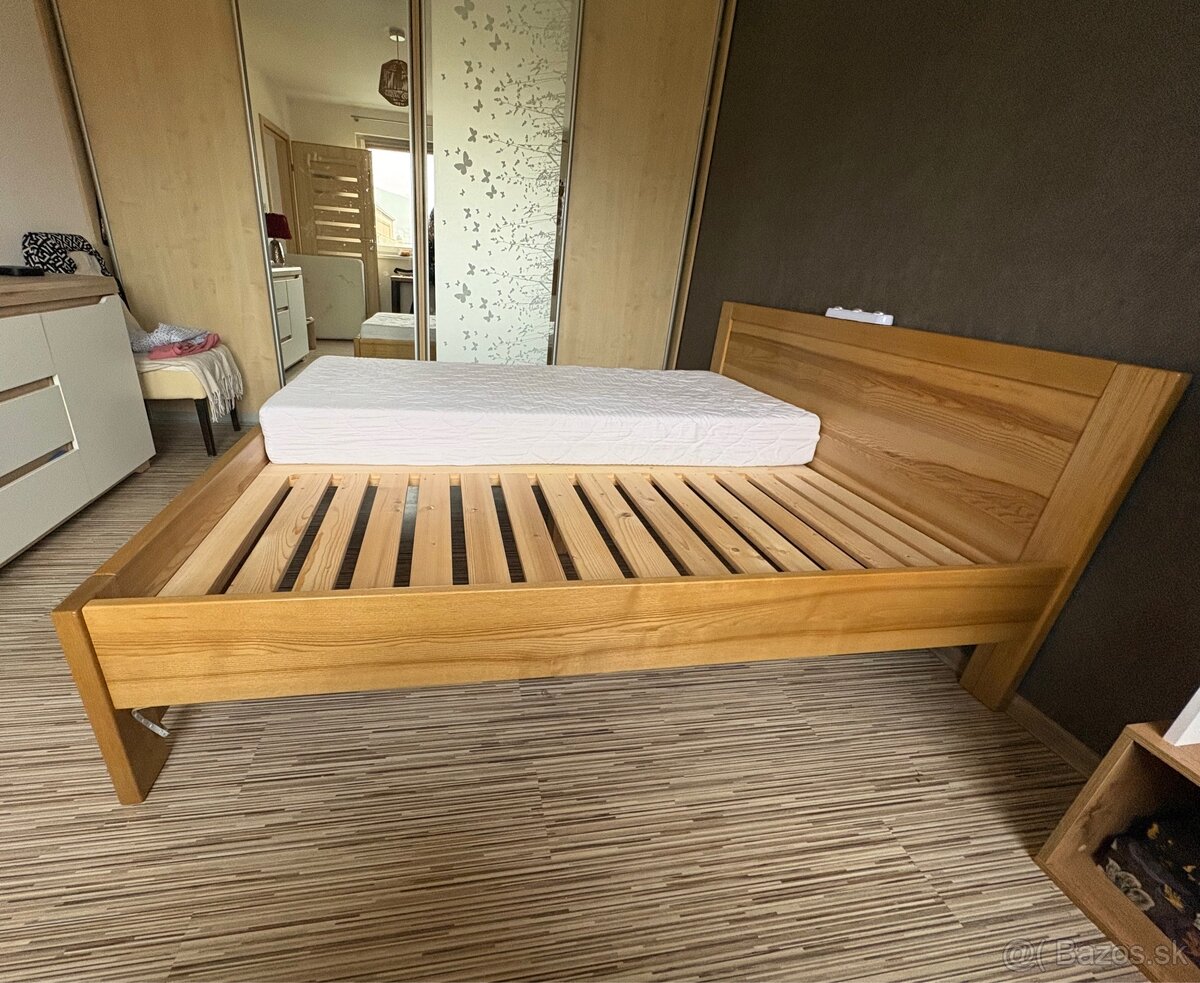 Manželská posteľ- masív - 3