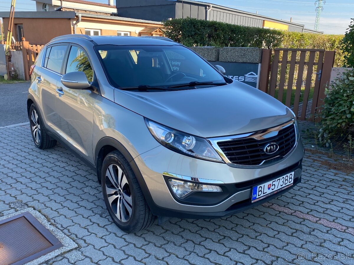 KIA SPORTAGE 2,0 CRDi - 3