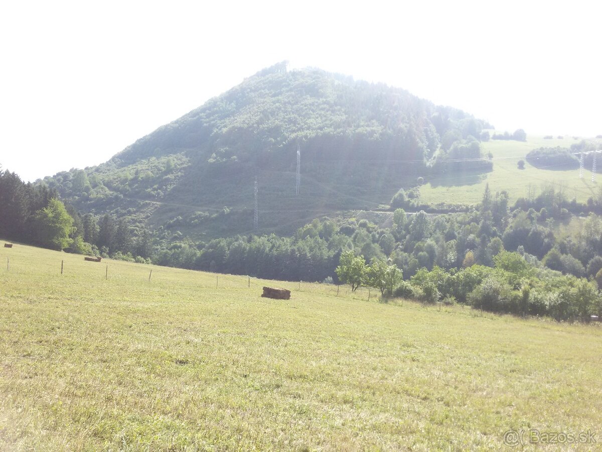 Kotrčiná Lúčka 3906m2 - 3