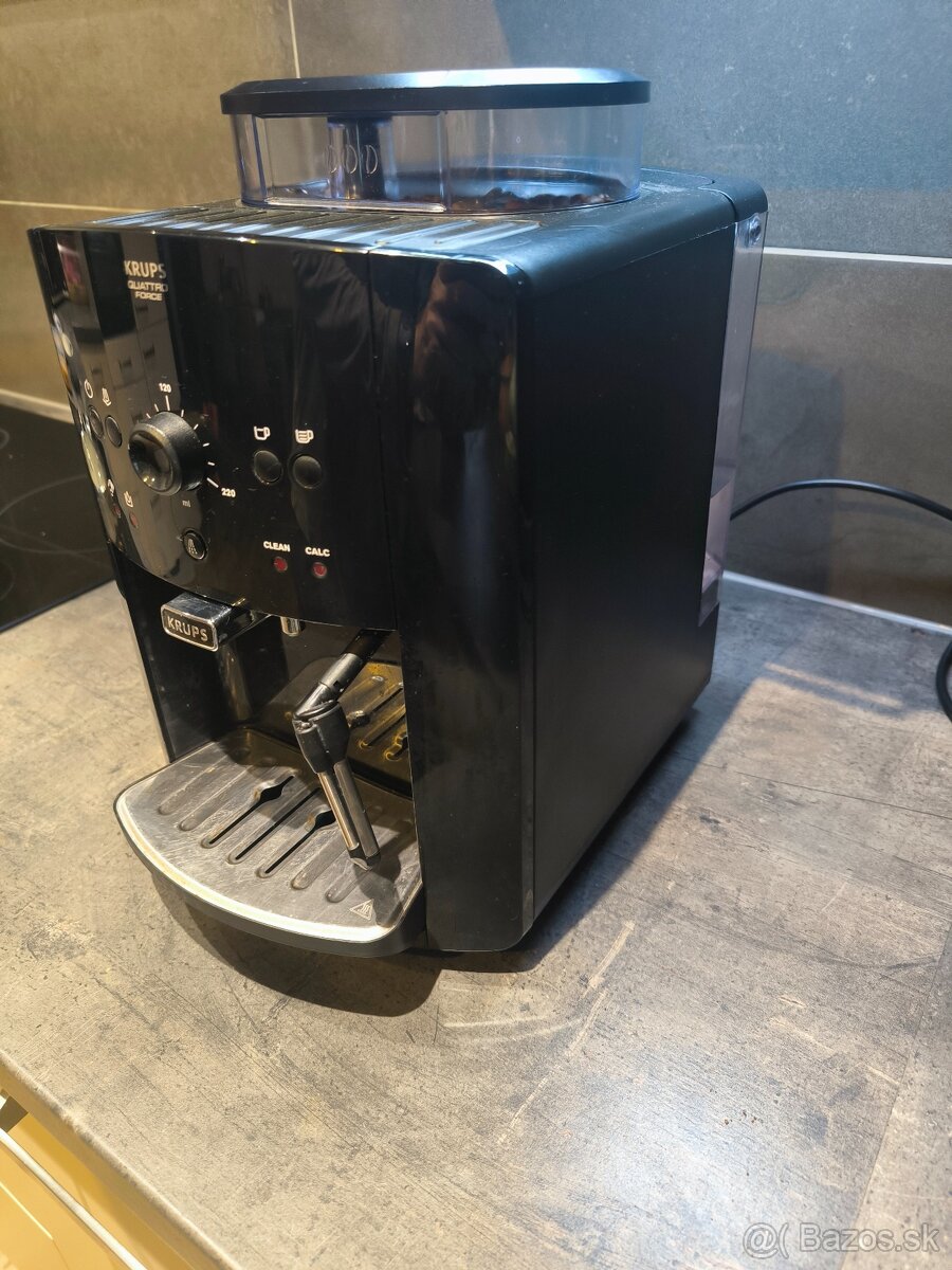 Kávovar Krups ea8110 - 3