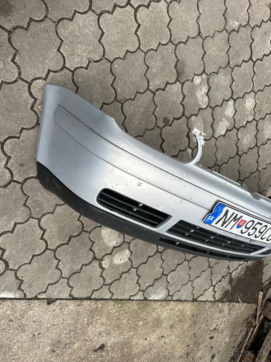 Predný nárazník golf 4 - 3