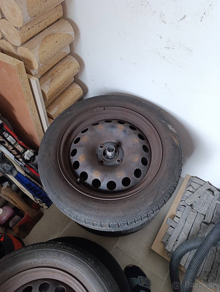 Plechové disky na R16 - 3