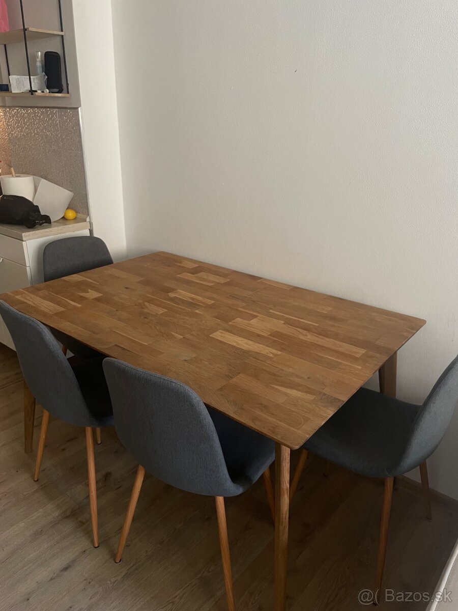 Jedálenský stôl - 3