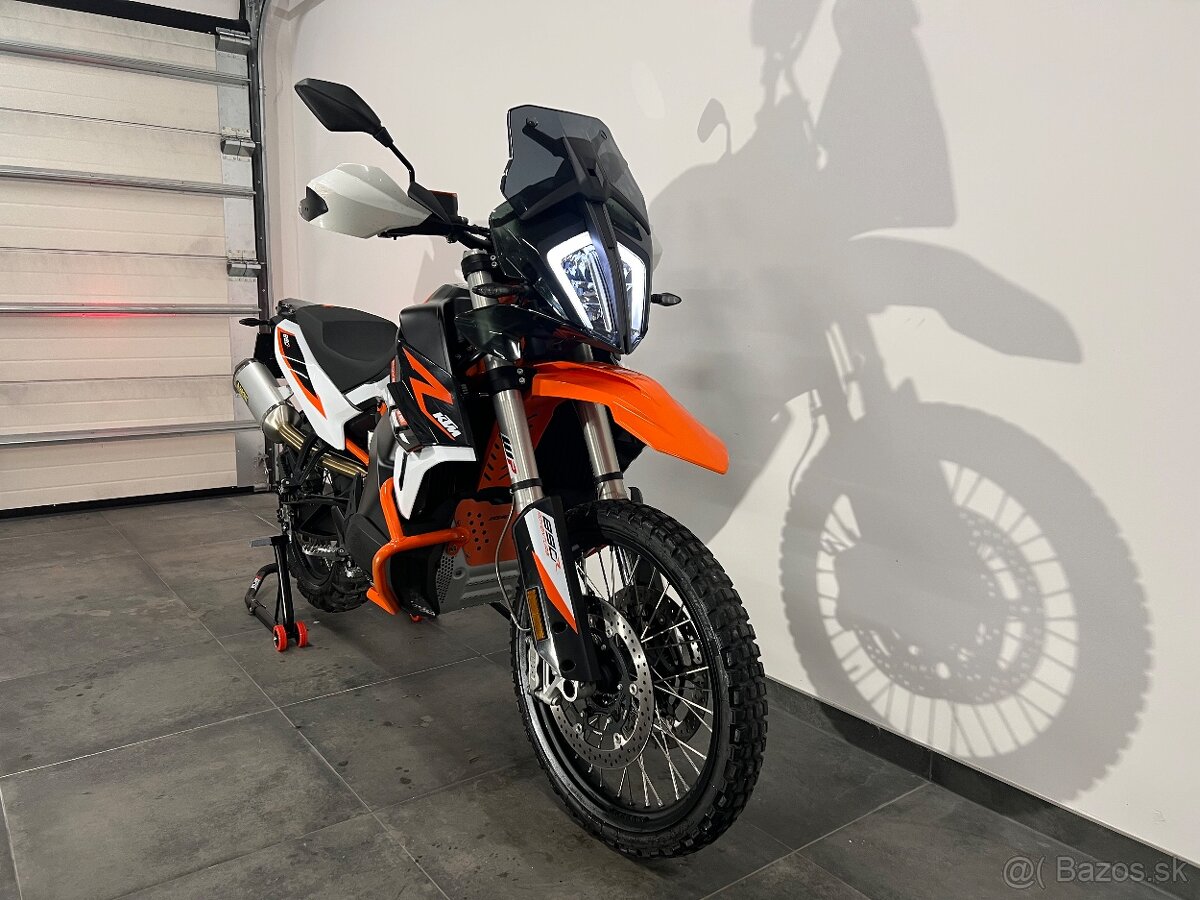 KTM 890 adventure R - 3