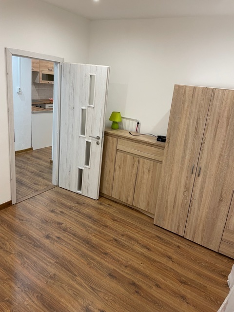 1,5-IZB. BYT 42m2 HUTNÍCKA ULICA, JUMBO CENTRUM - 3