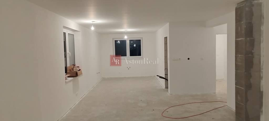 Predaj: Dom - HOLODOM - BUNGALOV 131m2, 4.izby,, Senica -Top - 3