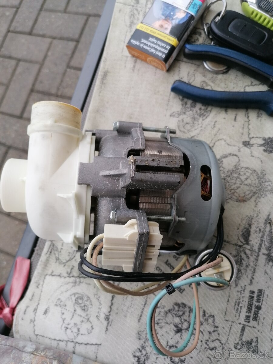 Čerpadlo zanussi - 3