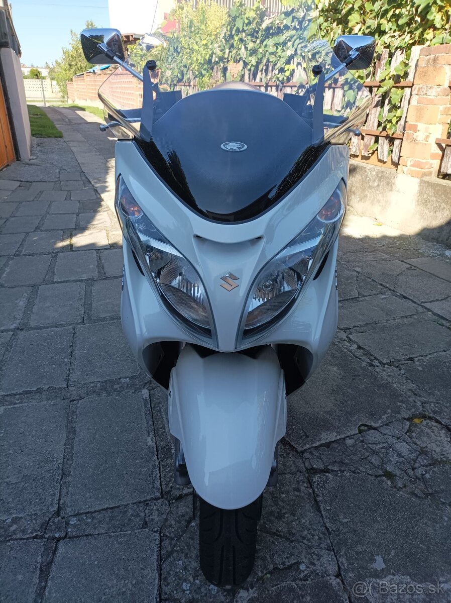Suzuki Burgman AN400 - 3