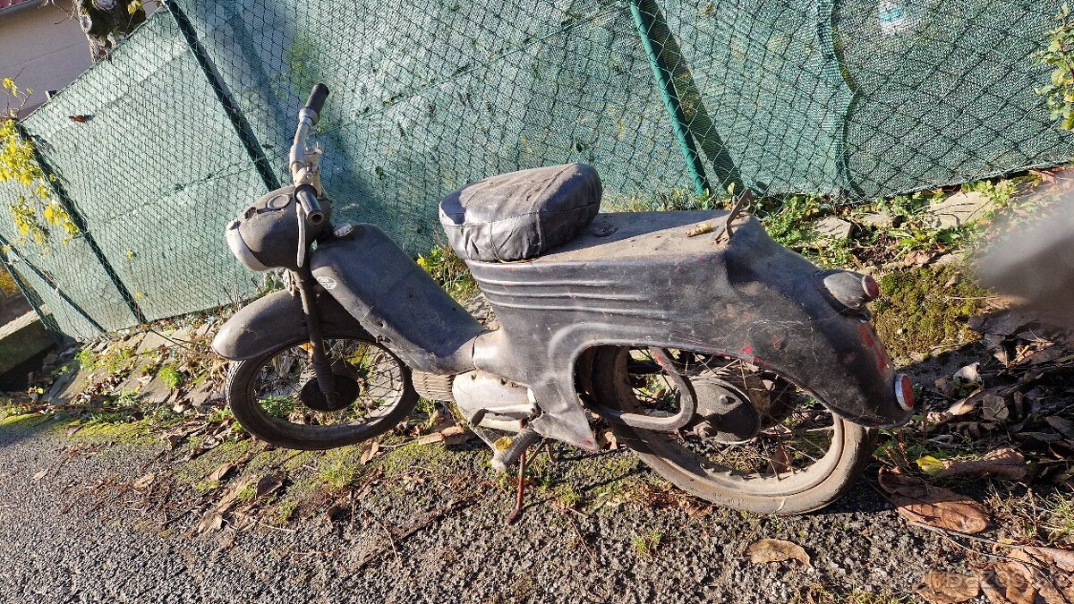 Jawa Pionier typ 555 - čierna farba - 3