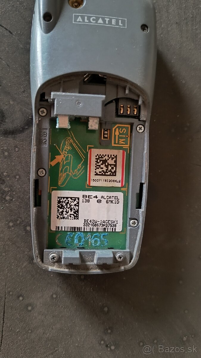 Predám 2ks Alcatel OT 302
- 3