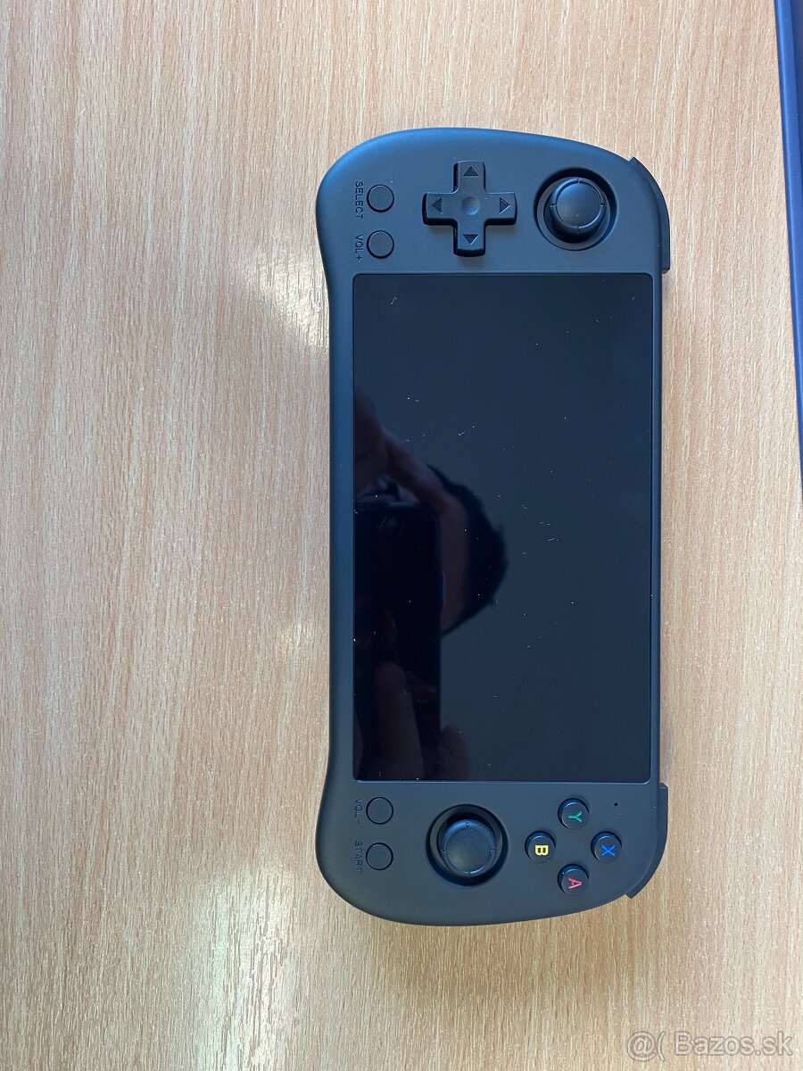 Predám hand-held konzolu Powkiddy x55 - 3