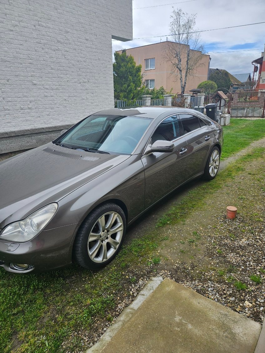 Mercedes-Benz CLS 320 - 3