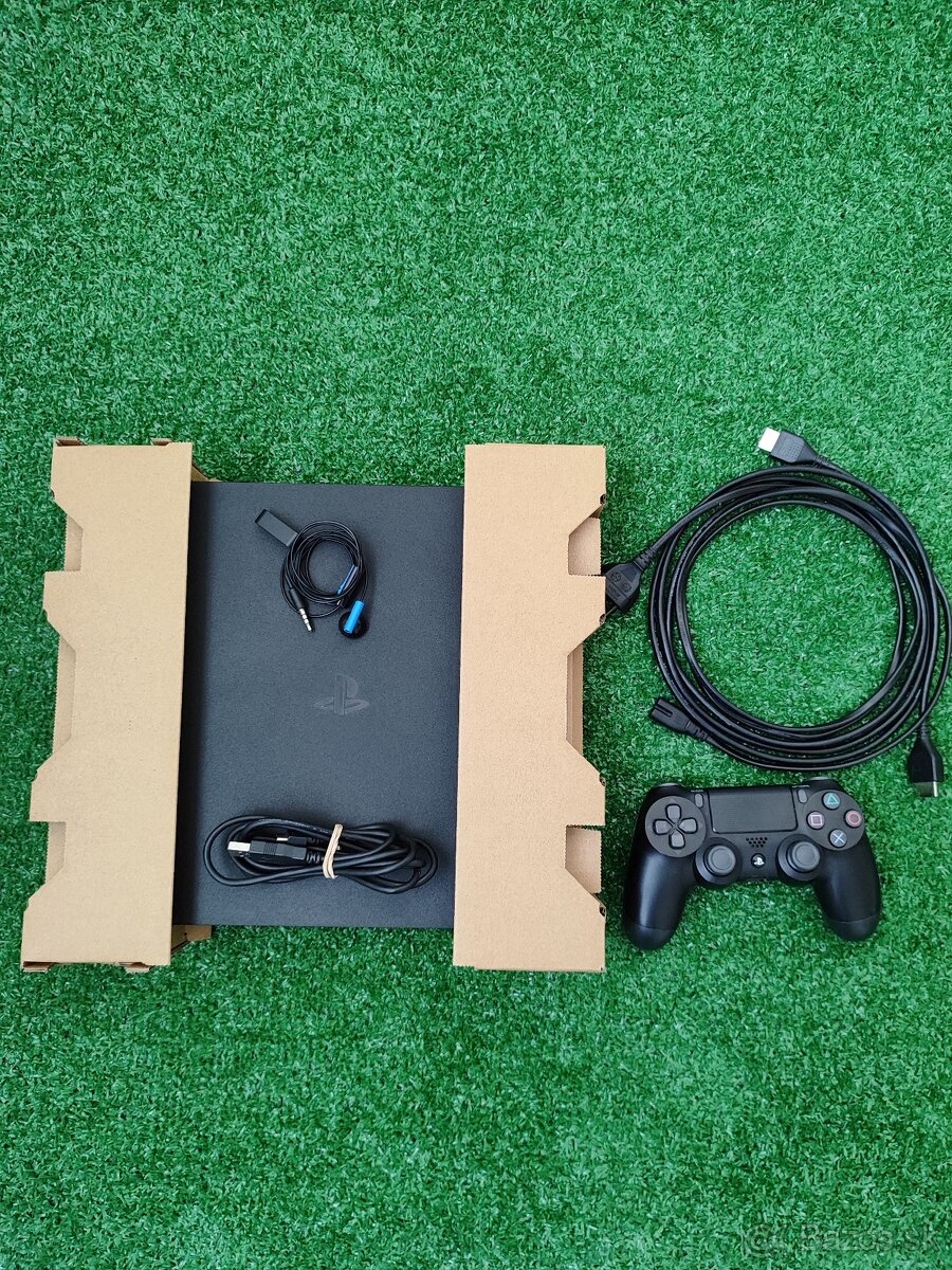 Playstation 4 1TB Slim - 3