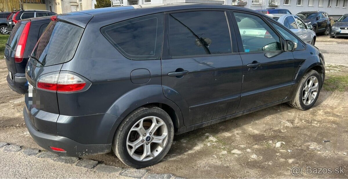 Dvere a drobnosti Ford S-MAX - 3