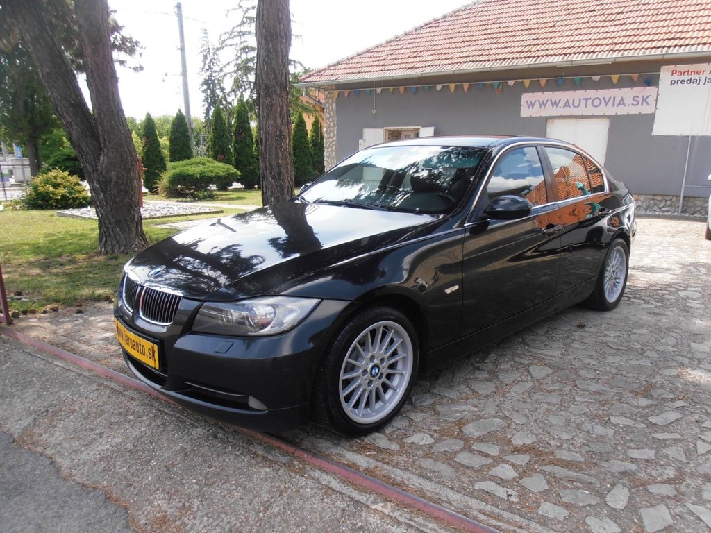 BMW Rad 3 330 d xDrive A/T - 3