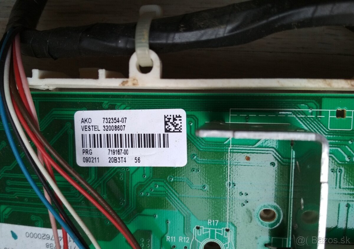 Rozpredám práčku Whirlpool AWG - 3