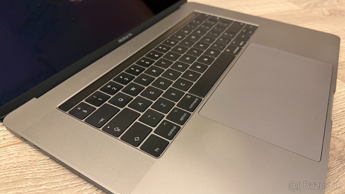 Macbook Pro 15" 2016 i7, A1707 - 3