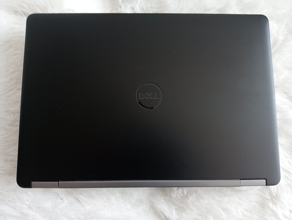 rozpredám na diely funkčný notebook Dell latitude e5470 - 3