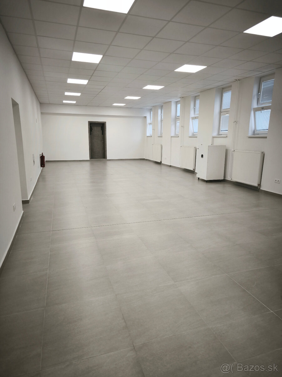 Administratívne priestory,kancelárie - 3