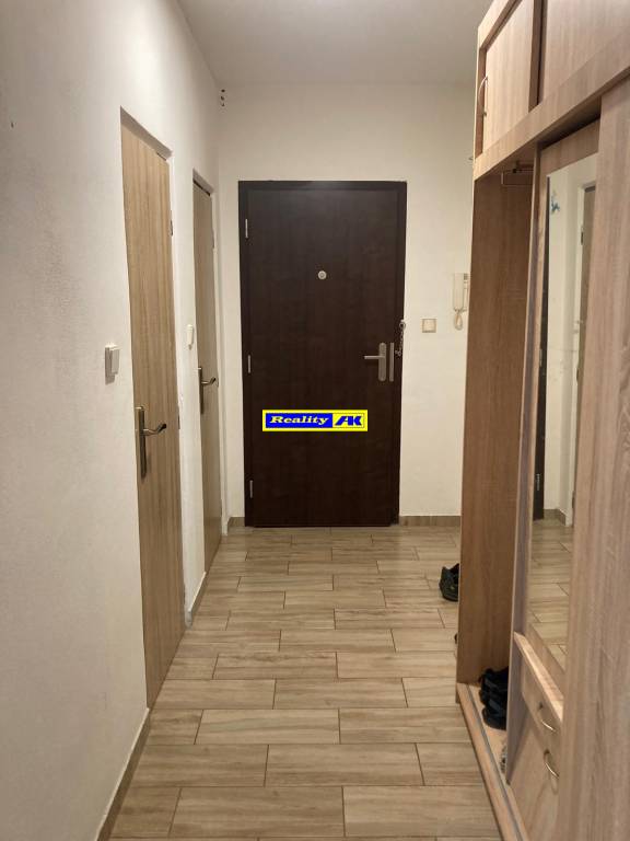 2 izbový byt s loggiou Martin Sever - 3