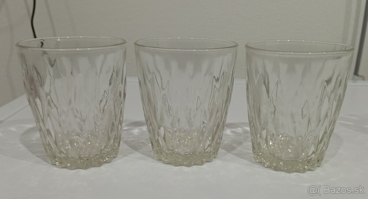 Staré poháre a hrnčeky - 3