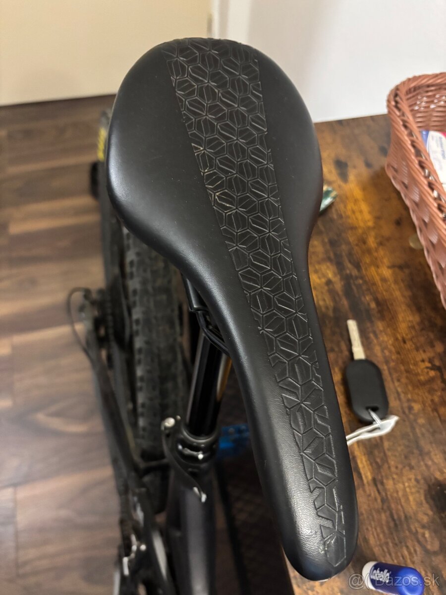 Canyon Neuron AL 8.9 (2017) - 3