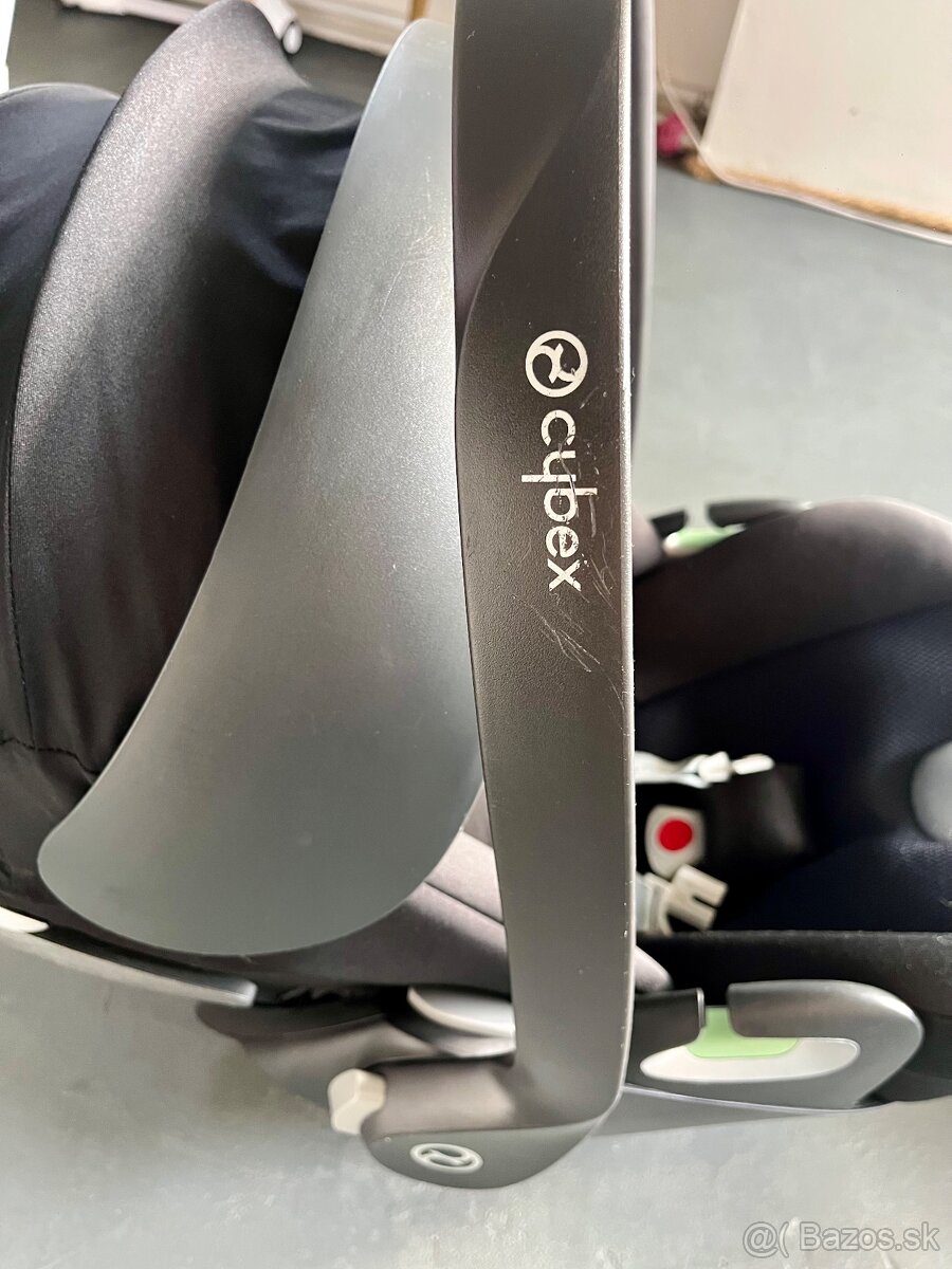 Cybex Cloud T i-Size + otočná ISOFIX základňa Cybex Base Z - 3