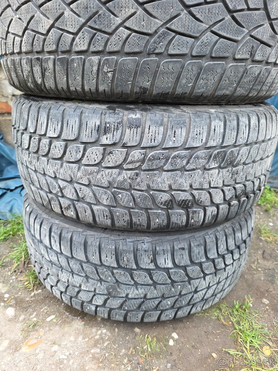 Ponúkame 4 zimné pneumatiky 205/55 R16 - 3