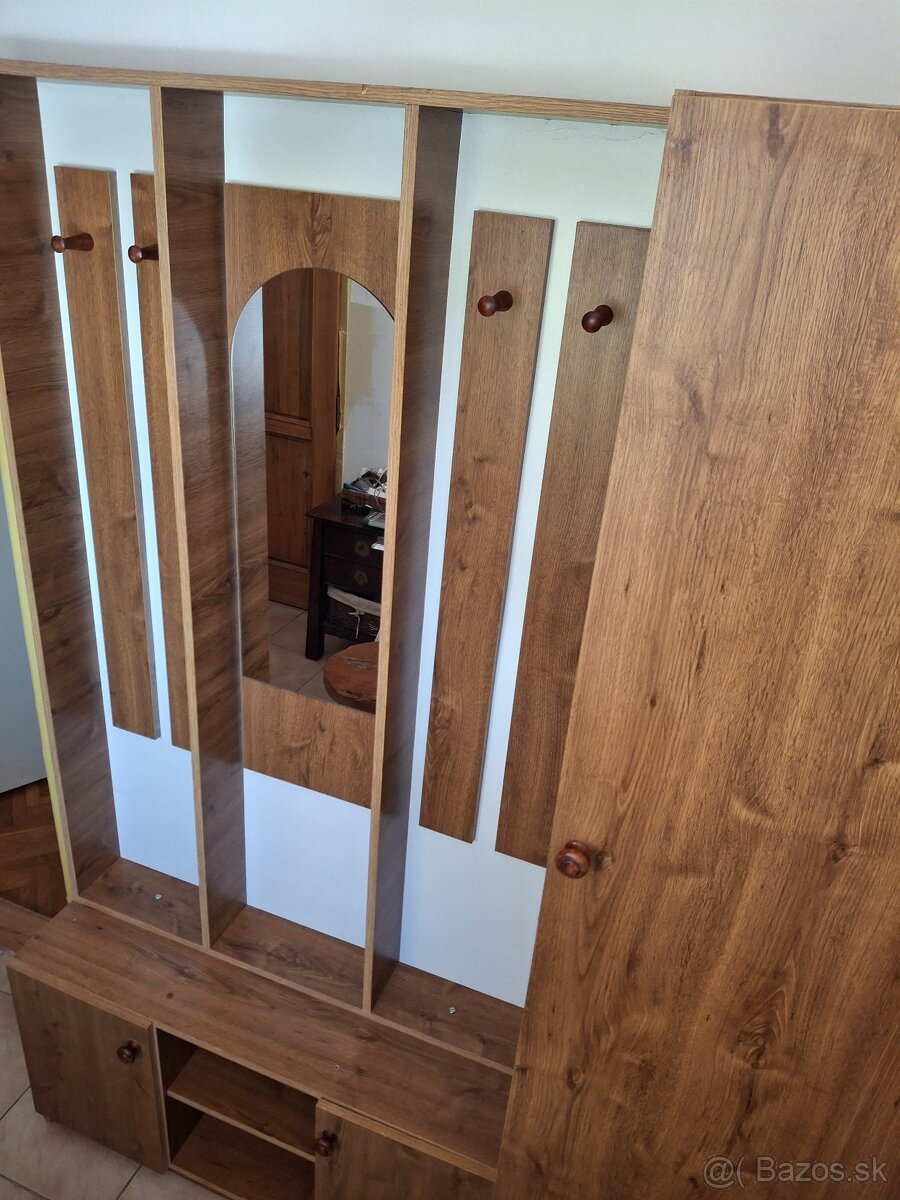 Predsieňová zostava - 3