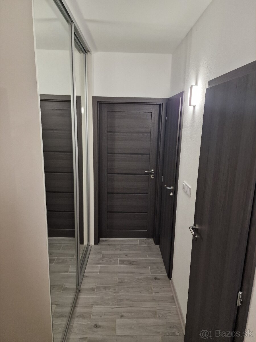Prenájom 3 -izb. bytu - 3