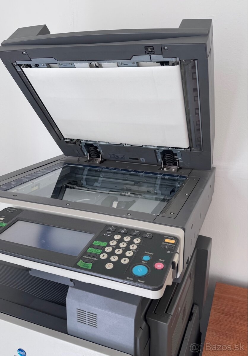 Konica Minolta Bizhub C250 - 3